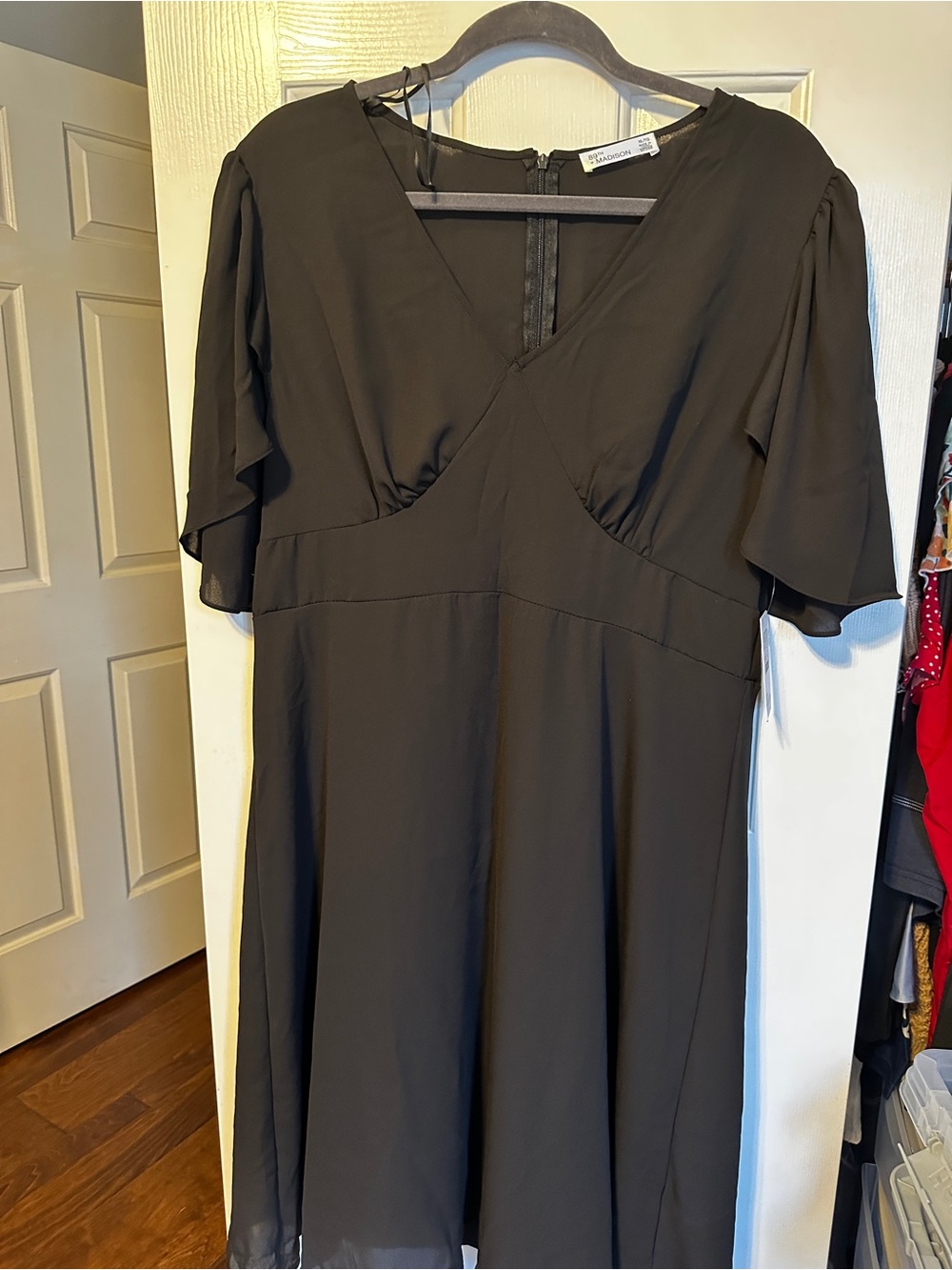 89th & Madison Black V-Neck Midi Dress with Flutter Sleeves
